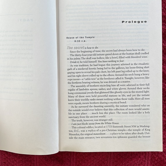 🌈2/$8 The Lost Symbol #3 in the Robert Langdon Series - Picture 9 of 12